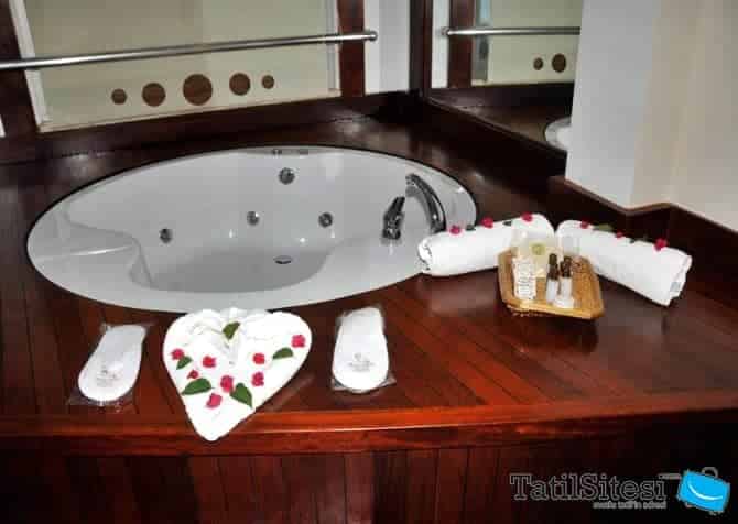 Saturn Palace Resort